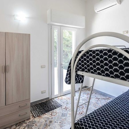 Villetta Andrea A Due Passi Dalla Sabbia - Apulia Home Torre San Giovanni Ugento Exterior foto